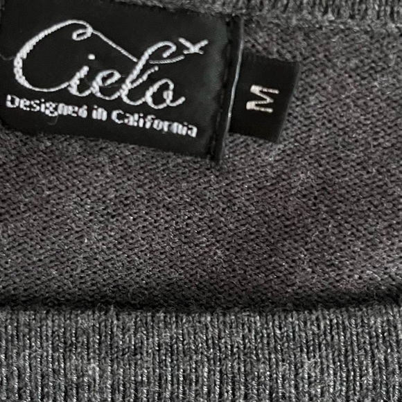 Cielo Sweater Weather pullover grey sweater - Picture 3 of 3